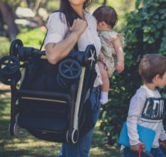 Καρότσι που μαζεύει και αποθηκεύεται